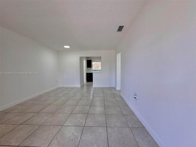 Building Photo - 3630 SW 87th Ave