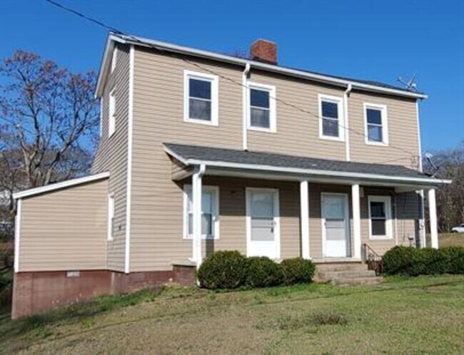 Foto del edificio - 104 Drugstore St