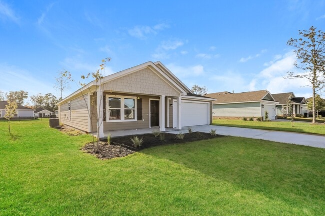 Building Photo - 560 Riverwalk Cir