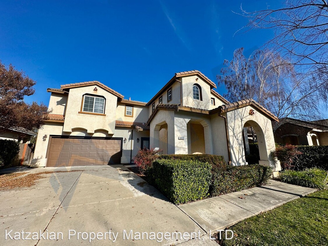 Primary Photo - 4 br, 2.5 bath House - 5922 Riverbank Cir.