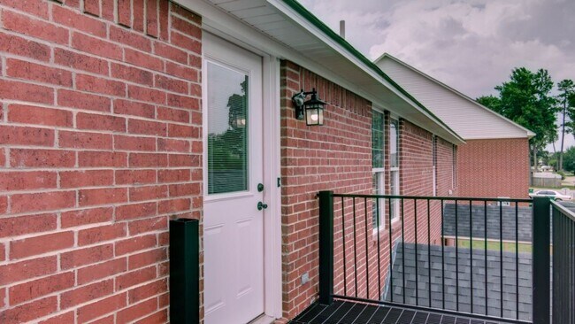 Foto del edificio - Townhouse for lease!