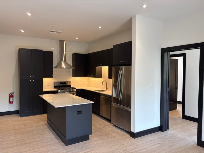 Building Photo - Comfort Meets Convenience – 2-Bedroom Apar...