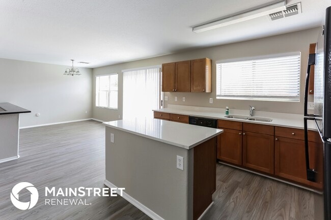 Foto del edificio - 9509 W Monte Vista Rd