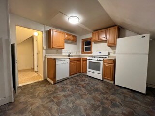 Foto principal - 417 W Court St