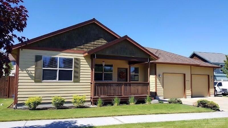 Primary Photo - 20832 NE Sierra Dr
