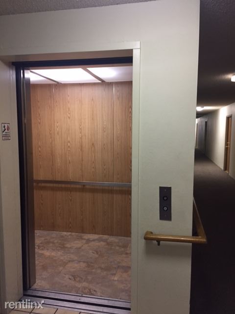 Foto del edificio - 1128 E 4th St