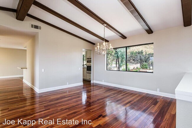 Building Photo - 4 br, 3.5 bath House - 1257 Westridge Drive