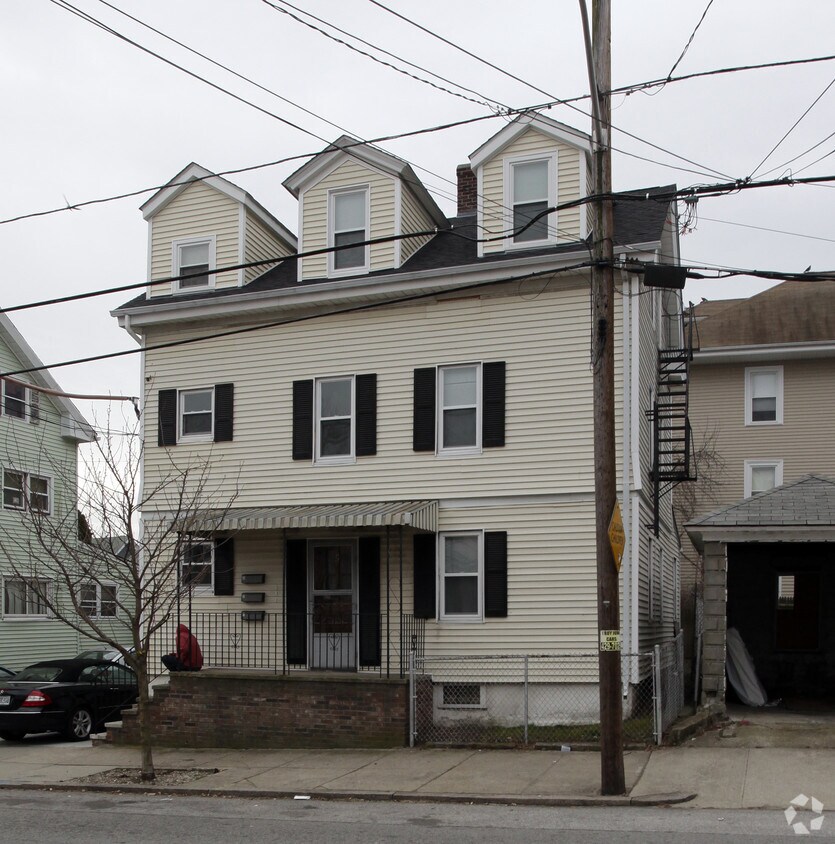 Foto del edificio - 5 Trenton St
