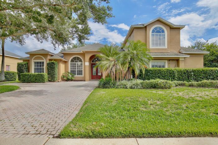 Primary Photo - Stunning 4/3 Pool Home with a Bonus Room a...