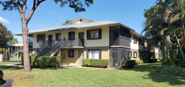Building Photo - 522 Trace Cir