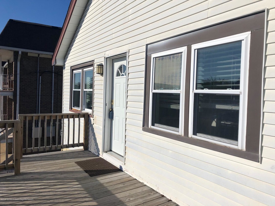 205 McCabe Ave Unit 1 (Rear Upstairs), Bradley Beach, NJ 07720