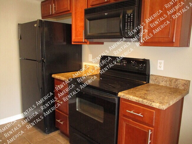 Foto del edificio - 1350 N 85th Pl