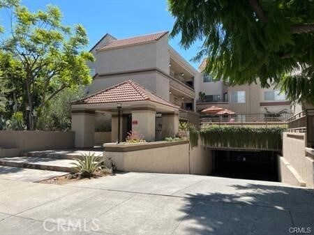 Building Photo - 501 E Del Mar Blvd
