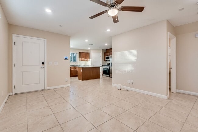 Building Photo - Modern Two-Story Townhome with Stylish Upg...