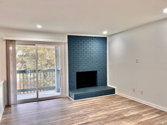 Photo - 11187 Harrowfield Rd Apartment