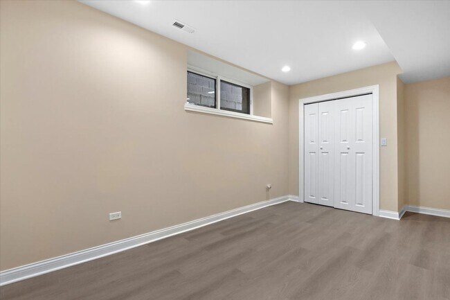 Foto del edificio - 1635 N Ashland Ave