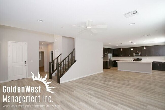 Foto del edificio - Stunning 4Bdm 3Ba Home in Henderson!