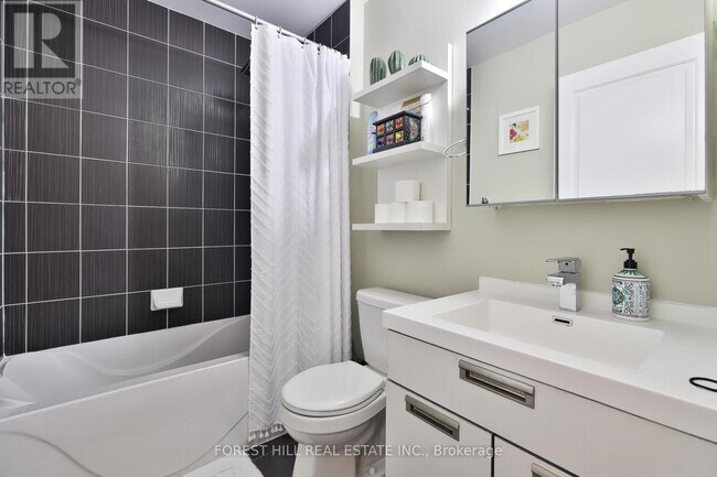 Building Photo - 28-3528 Ted Rogers Way
