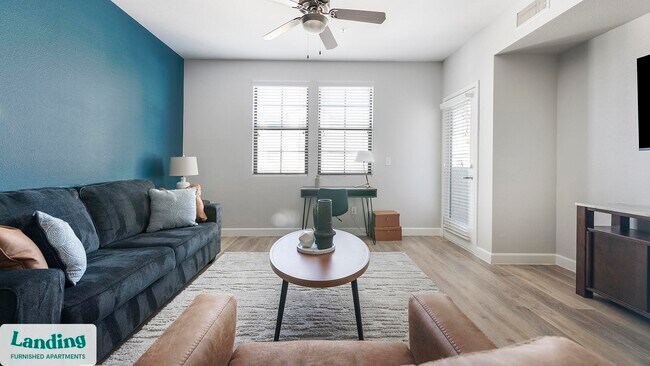 Building Photo - 9242 W Russell Rd