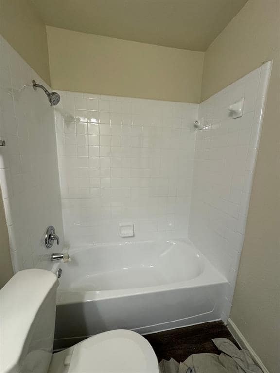 Foto del edificio - 2201 Creekside Ln
