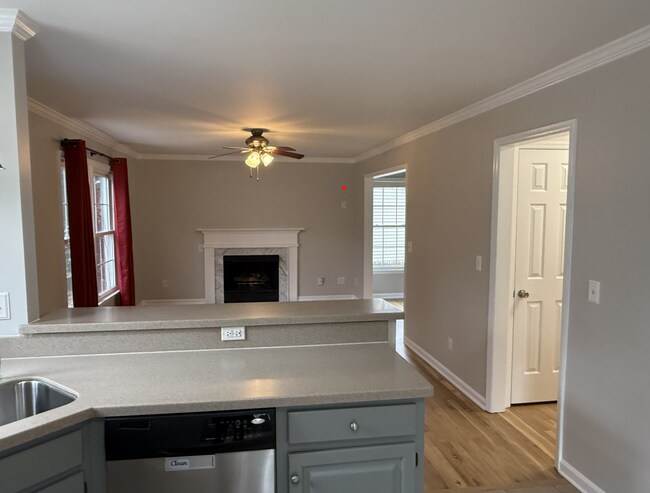 Foto del edificio - 9228 Pebble Creek Way