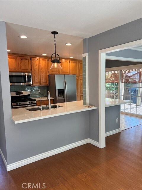 Building Photo - 10896 La Batista Ave