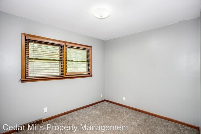 Building Photo - 3 br, 1.5 bath House - 8526 W Bekemeyer St.