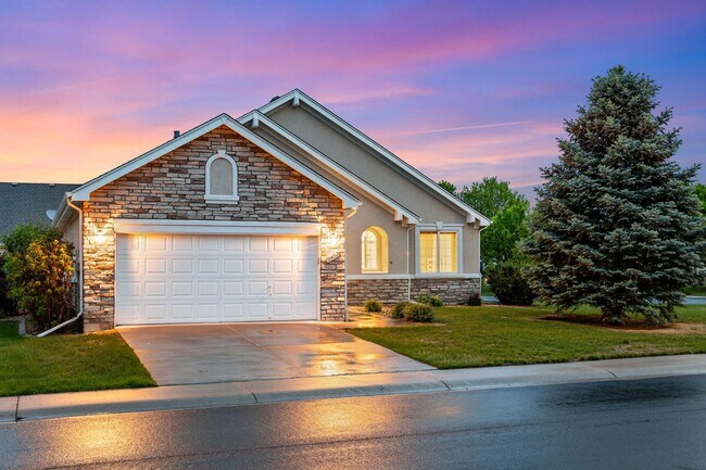 Foto del edificio - Stunning Updated Patio Home in Highland Meadows