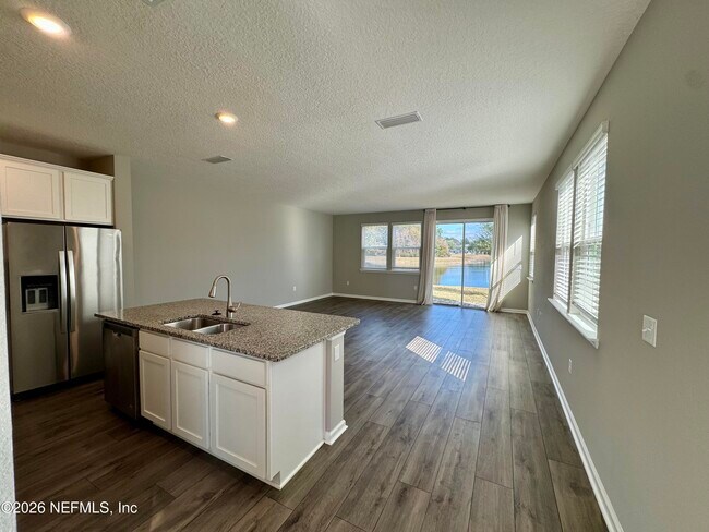 Foto del edificio - 13279 Didymus Dr