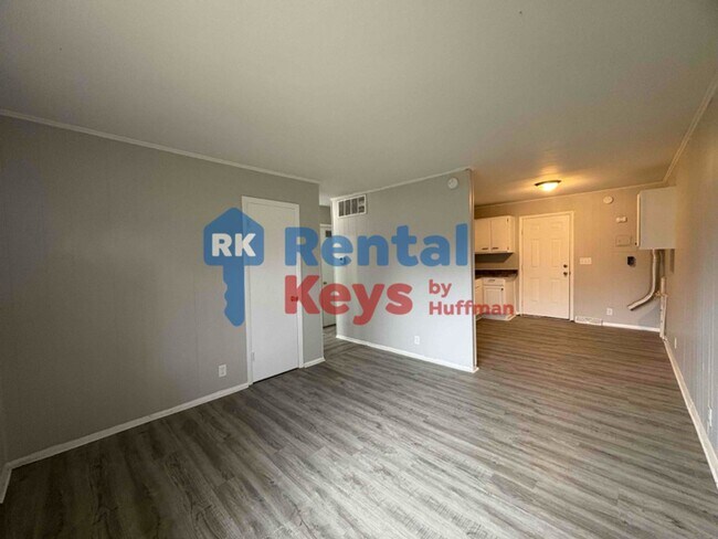 Foto del edificio - Three Bedroom Duplex