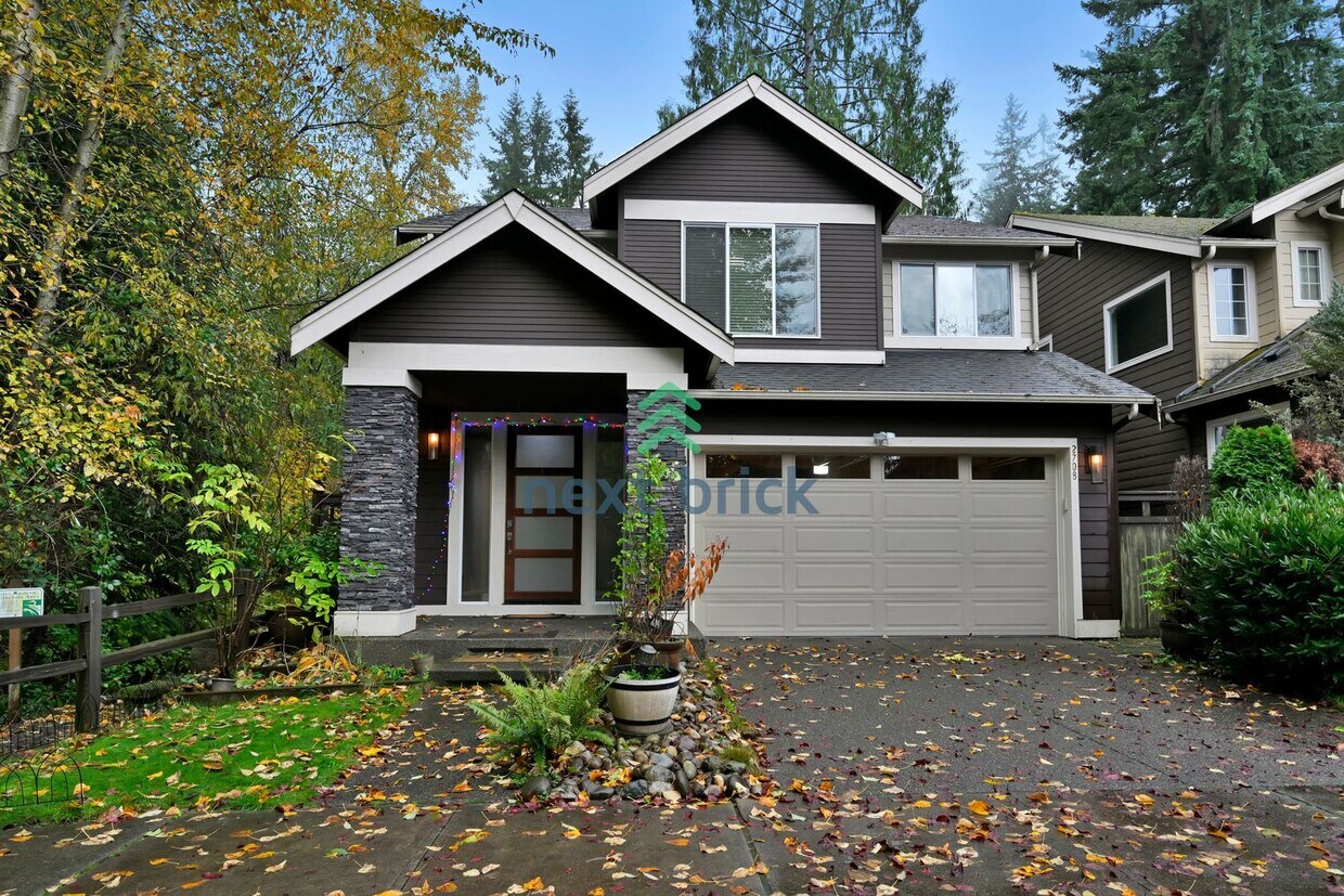 Foto principal - 3 BED & 2.5 BATH SINGLE FAMILY HOUSE FOR RENT