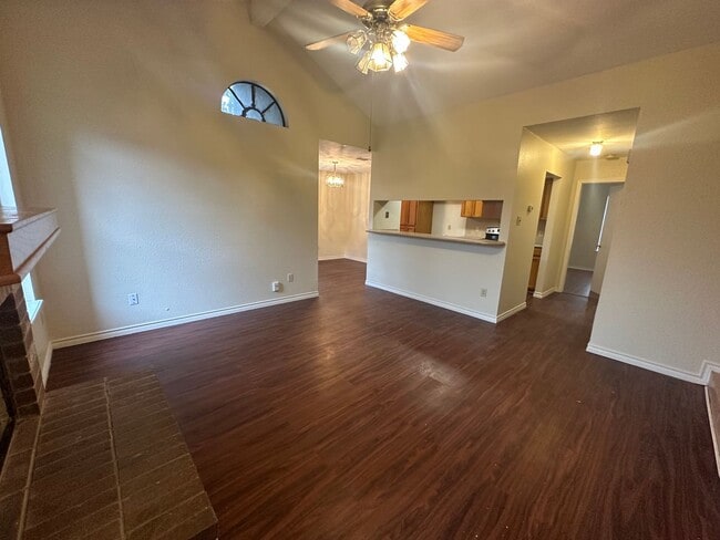 Building Photo - 7941 Grizzley Dr