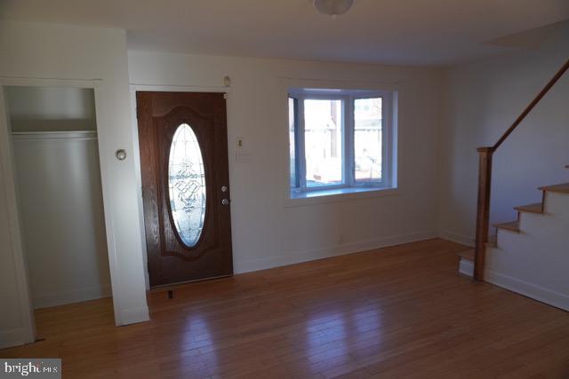 Foto del edificio - 5445 Walker St