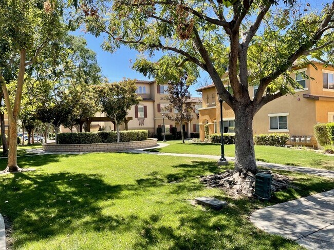 Foto del edificio - 26331 Arboretum Way
