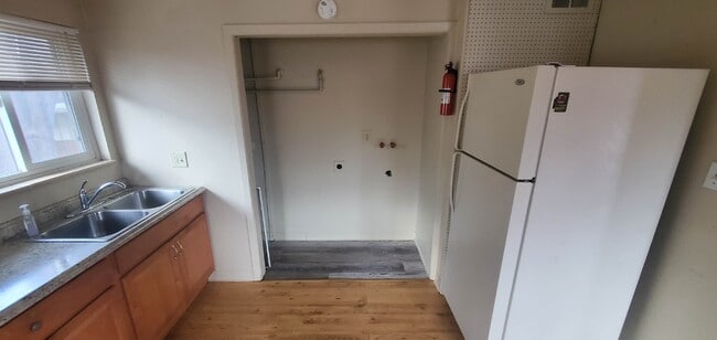 Building Photo - 3101 California St