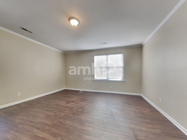 Building Photo - 104 Brick Greens Ct
