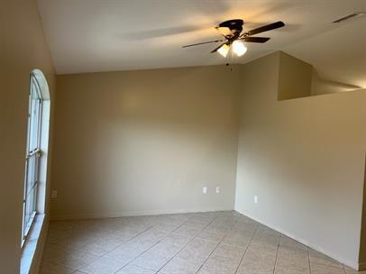 Foto del edificio - Charming 3-Bedroom Home in Fort Myers – An...