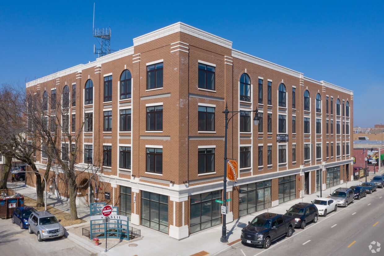 Building Photo - The Ainslie