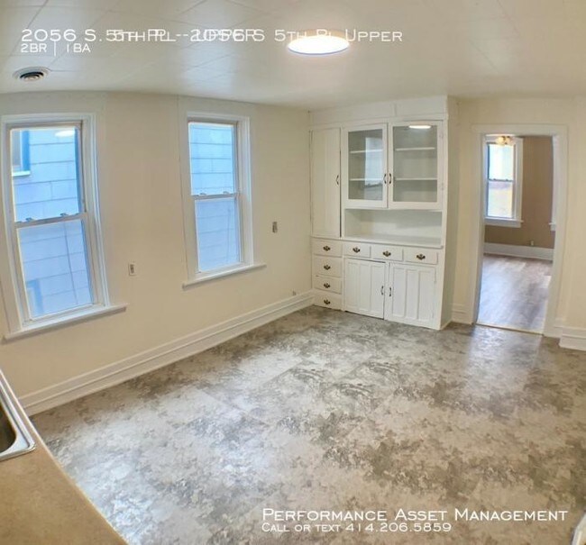 Building Photo - 2 bedroom in Milwaukee WI 53204