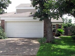 Building Photo - 5315 San Mateo Ct