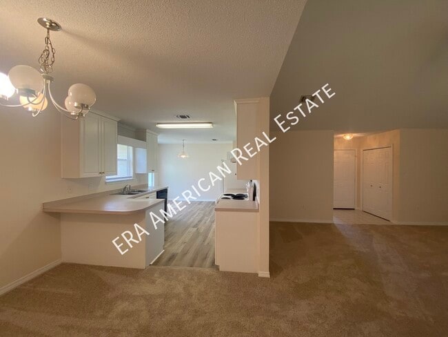 Building Photo - 7468 Woodmont Rd