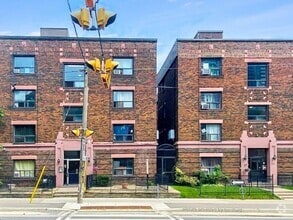 Building Photo - 433 WARRINGTON APARTMENTS