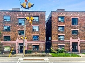 Building Photo - 433 WARRINGTON APARTMENTS