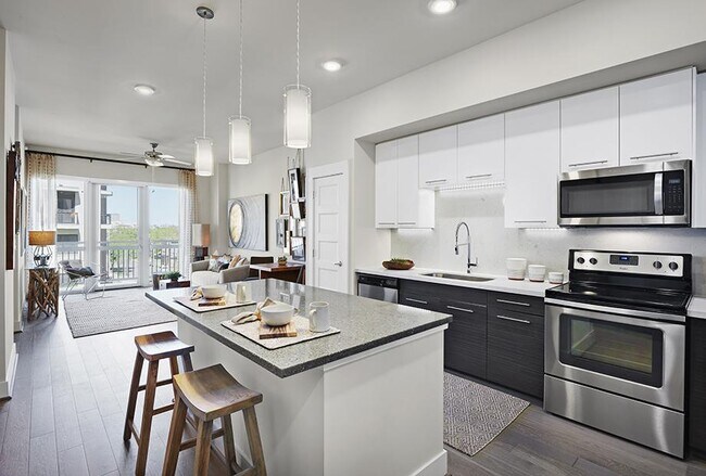 Foto del edificio - 2-Bedroom Bliss: Embrace the Art of Comfor...