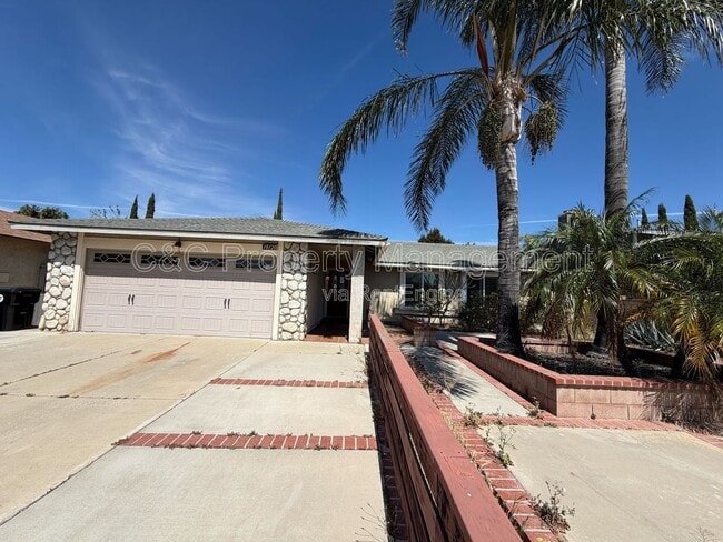 Photo - 18120 Raymond Ct House