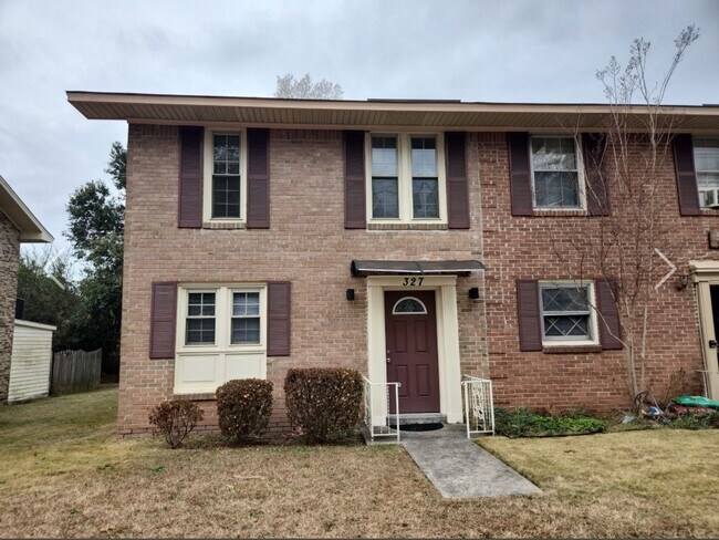 Foto del edificio - Oaks Townhouses