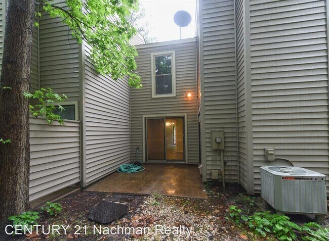 Building Photo - 3 br, 2.5 bath House - 78 Summer East