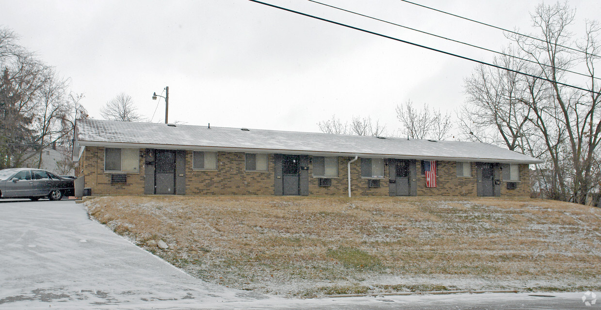 Building Photo - 259 N Smithville Rd