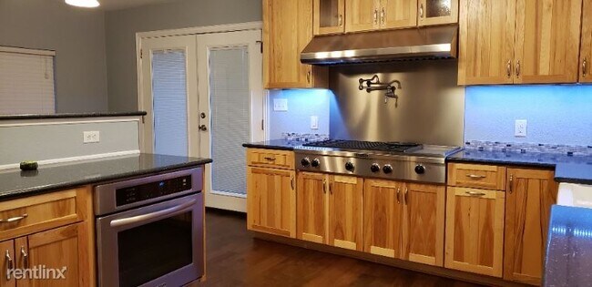 Foto del edificio - 2 br, 1 bath House - 1080 E. US Hwy 69