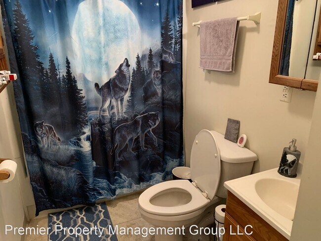 Building Photo - 3 br, 1.5 bath House - 13158 James Madison...
